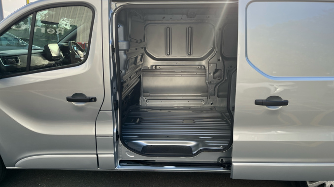 Renault Trafic Lwb Diesel LL30 Blue dCi 150 Extra [Safety] Van - Image 5